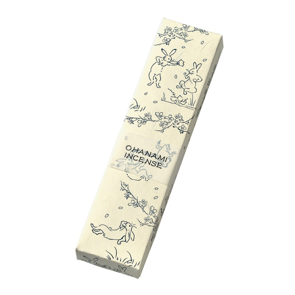 株式会社香彩堂の商品。鳥獣戯画お花見。
外装に鳥獣戯画のイラストが施されたロングタイプのお香です。