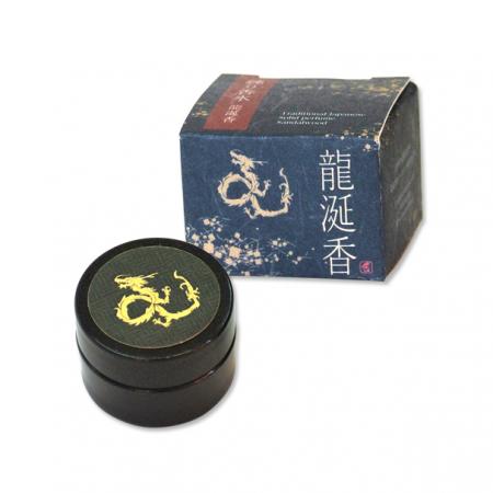 練り香水 龍涎香